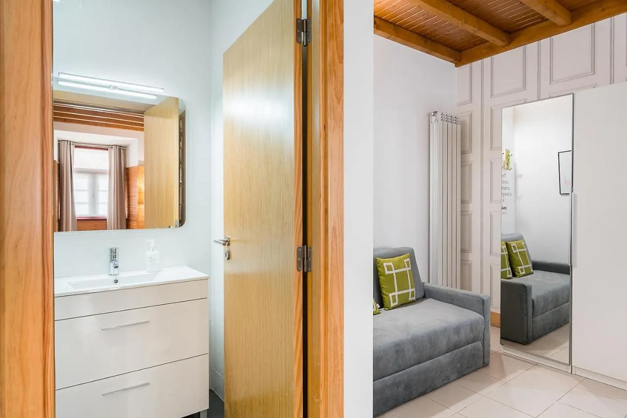 R3 Service - Five Senses In Coimbra Apartment