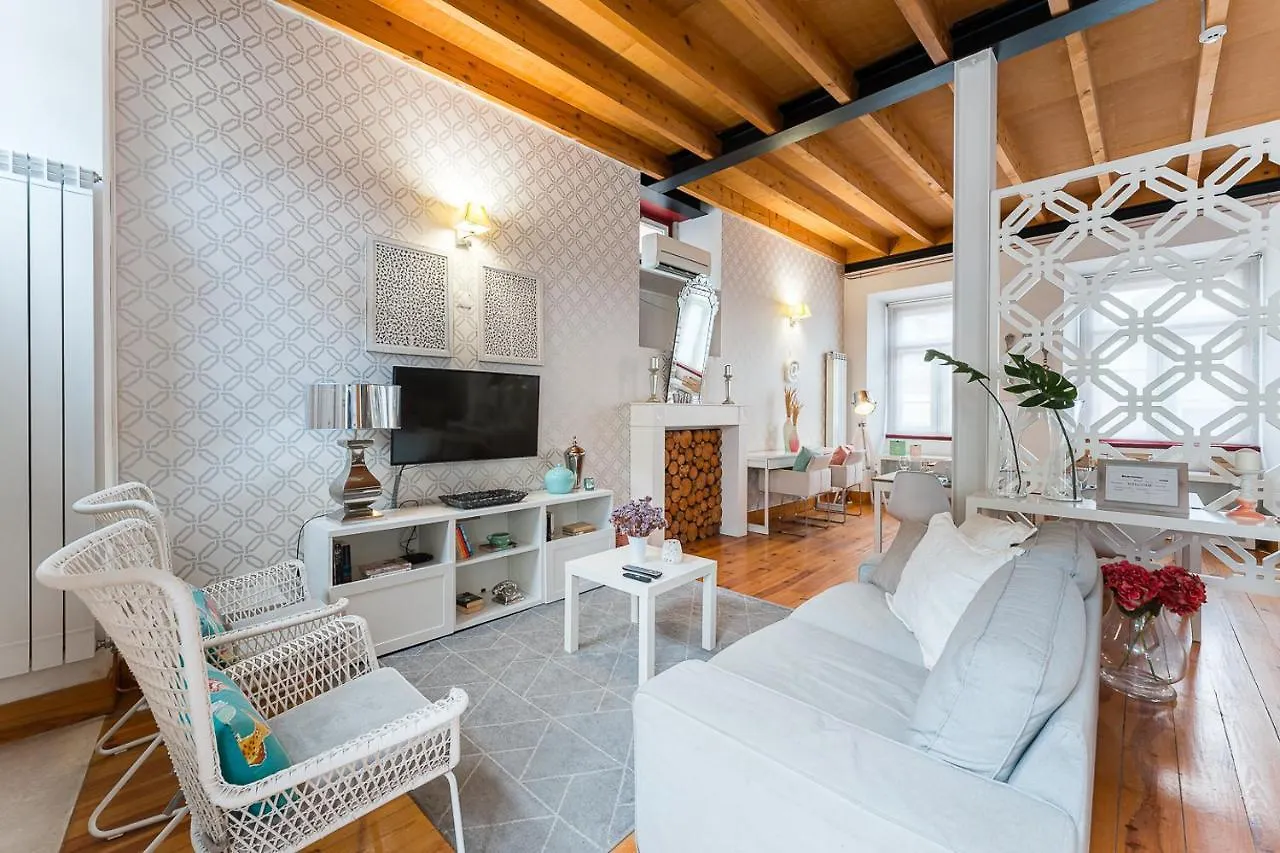 R3 Service - Five Senses In Coimbra Apartment